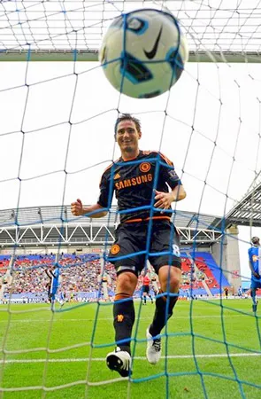 Premier League 2010-2011: Vũ điệu của Chelsea