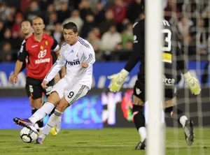 Mallorca - Real Madrid: Mourinho ra mắt Liga