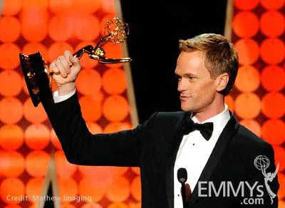 Neil Patrick Harris - Nam diễn viên khách mời xuất sắc nhấ trong hạng mục phim hài - Glee Neil Patrick Harris - Nam diễn viên khách mời xuất sắc nhấ trong hạng mục phim hài - Glee