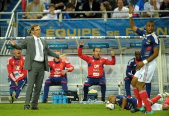 Laurent Blanc (L) reacts after the Belarus. AFP Laurent Blanc (L) reacts after the Belarus. AFP