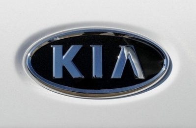 The head of South Korea's second-largest automaker Kia Motors has resigned to take responsibility for mass vehicle recalls caused by defective electrical wiring, according to the company. The head of South Korea's second-largest automaker Kia Motors has resigned to take responsibility for mass vehicle recalls caused by defective electrical wiring, according to the company.