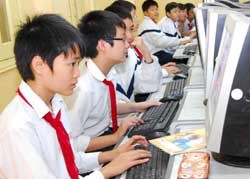 Students participate in a class at Dong Da primary school in Hanoi. Students participate in a class at Dong Da primary school in Hanoi.