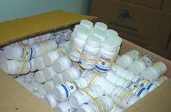 Expired drug discovered in stock warehouse of the pharmaceutical company (Photo Thanh Nien) Expired drug discovered in stock warehouse of the pharmaceutical company (Photo Thanh Nien)