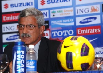 Vietnam's national team coach Henrique Calisto answers questions during a press conference held after the ASEAN Football Federation (AFF) Suzuki Cup draw ceremony in Hanoi on September 15, 2010. AFP Vietnam's national team coach Henrique Calisto answers questions during a press conference held after the ASEAN Football Federation (AFF) Suzuki Cup draw ceremony in Hanoi on September 15, 2010. AFP