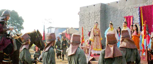 Theo đoàn làm phim Huyền sử Thiên đô - Khẩn trương từng ngày