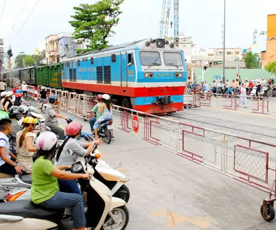 Cắm mốc chỉ giới trên toàn tuyến