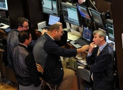Wall Street managed to wrap up its strongest September since 1939 despite underlying concerns that the US economy is recovering too slowly to sustain growth Wall Street managed to wrap up its strongest September since 1939 despite underlying concerns that the US economy is recovering too slowly to sustain growth