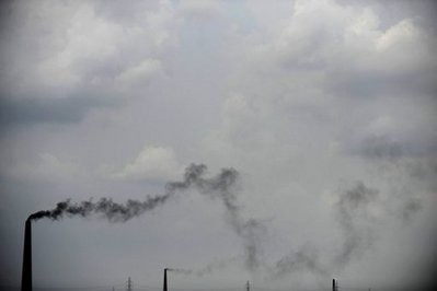 Chimmneys at a brick producing facility emit smoke on the outskirts of Dhaka in Bangladesh Chimmneys at a brick producing facility emit smoke on the outskirts of Dhaka in Bangladesh