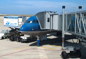 This file photo shows Vietnam Airlines aircraft at Danang Airport (Photo: Tuong Thuy) This file photo shows Vietnam Airlines aircraft at Danang Airport (Photo: Tuong Thuy)