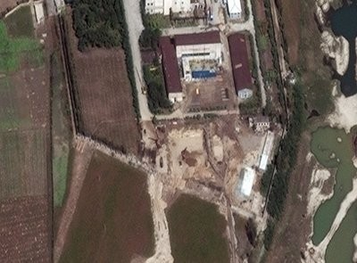 This satellite image provided by DigitalGlobe and taken Wednesday Sept. 29, 2010 shows the Yongbyon nuclear complex in Yongbyon, North Korea. This satellite image provided by DigitalGlobe and taken Wednesday Sept. 29, 2010 shows the Yongbyon nuclear complex in Yongbyon, North Korea.