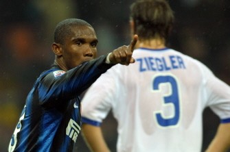 Samuel Eto' celebrates after scoring during the Serie A football match between Inter Milan and Sampdoria at San Siro stadium in Milan, on October 24, 2010. AFP Samuel Eto' celebrates after scoring during the Serie A football match between Inter Milan and Sampdoria at San Siro stadium in Milan, on October 24, 2010. AFP