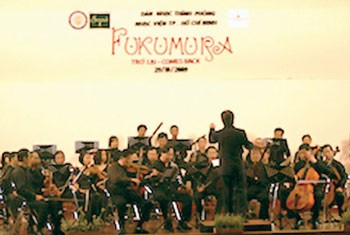The symphony orchestra of HCM City Conservatory of Music performs under the baton of conductor Yoshikazu Fukumura. The symphony orchestra of HCM City Conservatory of Music performs under the baton of conductor Yoshikazu Fukumura.