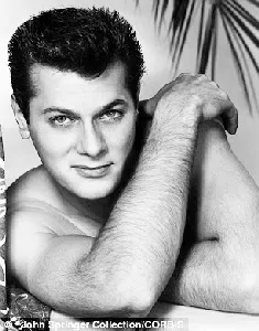 Tony Curtis Tony Curtis