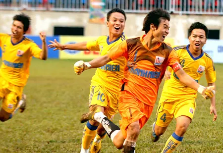 Vòng bán kết giải U21 Báo Thanh Niên – 2010