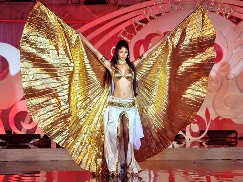 Nicole Faria from India wins Miss Talent competition. Nicole Faria from India wins Miss Talent competition.