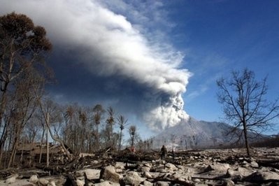 Rescue personnel look for victims of Merapi volcano's eruption in the village of Glagaharjo, in the district of Sleman, on November 12. Rescue personnel look for victims of Merapi volcano's eruption in the village of Glagaharjo, in the district of Sleman, on November 12.