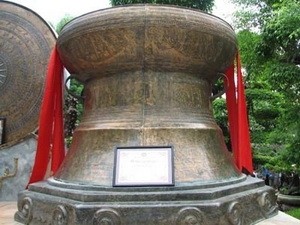 The largest bronze drum in Vietnam is displayed in Thanh Hoa Province. The largest bronze drum in Vietnam is displayed in Thanh Hoa Province.