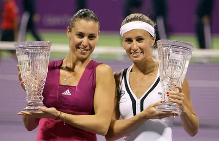 Dulko và Pennetta giành danh hiệu đôi