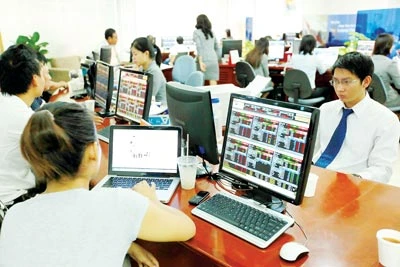 Sửa đổi, bổ sung luật chứng khoán: Tăng minh bạch, thêm niềm tin