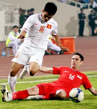 VFF Sonha Cup 2010: Việt Nam hòa Singapore 1 - 1