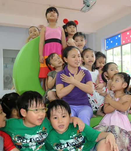 Tri ân những người “đưa đò” thầm lặng ảnh 3 Tri ân những người “đưa đò” thầm lặng ảnh 3