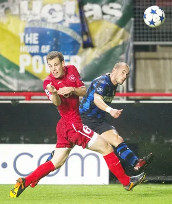Bảng A: Inter Milan - Twente Enschede: Sau cơn mưa, trời lại sáng (lượt đi 2-2)