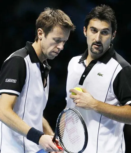 Nestor, Zimonjic loại anh em nhà Bryan