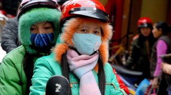 Hanoi weather is very cold on December 16 (Photo: Tuoi Tre) Hanoi weather is very cold on December 16 (Photo: Tuoi Tre)