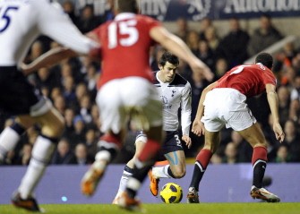 Tottenham Hotspur's Gareth Bale makes a run down the wing during his team's match against Manchester United on January 16, 2011. AFP Tottenham Hotspur's Gareth Bale makes a run down the wing during his team's match against Manchester United on January 16, 2011. AFP