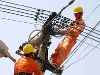 EVN warns the country will face a power shortfall in dry season this year(Photo:thanhniennews) EVN warns the country will face a power shortfall in dry season this year(Photo:thanhniennews)