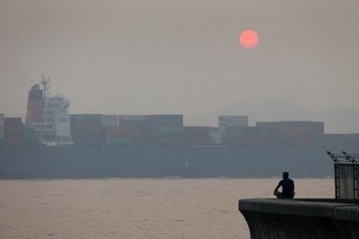 AFP file - Samsung Heavy Industries has rolled out a system to help ships detect and fend off pirates AFP file - Samsung Heavy Industries has rolled out a system to help ships detect and fend off pirates