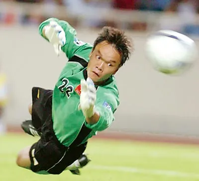 Thủ môn Dương Hồng Sơn (Hà Nội T&T): Đã đến lúc dành nhiều thời gian cho gia đình