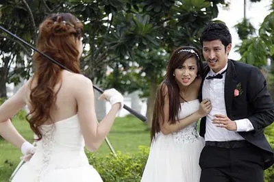 “Cô dâu đại chiến” sẽ ra mắt khán giả vào dịp tết Tân Mão. “Cô dâu đại chiến” sẽ ra mắt khán giả vào dịp tết Tân Mão.