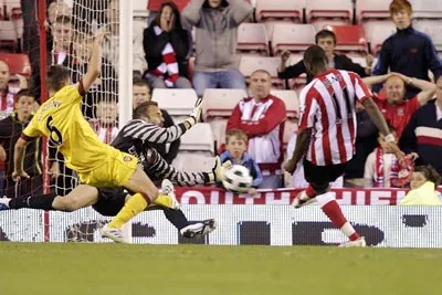 Cuộc chuyển nhượng Darren Bent sang Aston Villa: Một công đôi chuyện