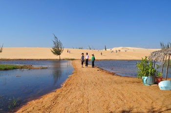 On the white sand dunes of Mui Ne