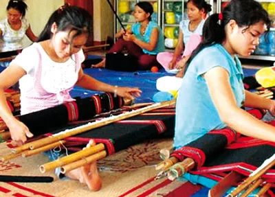 Khuôn ngực Làng Ho