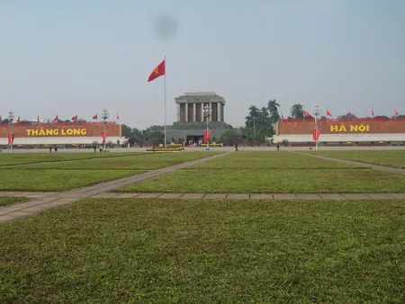 Hà Nội rực rỡ trong ngày 30 Tết