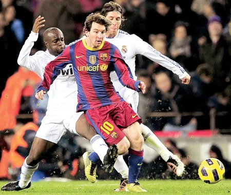 Đầu năm lạm bàn Champions League: Năm của Barcelona!