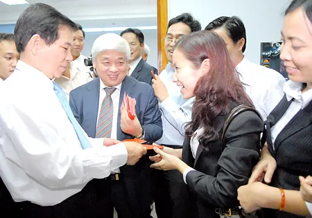 Chủ tịch nước Nguyễn Minh Triết: Doanh nghiệp phải vươn tầm hoạt động, kinh doanh