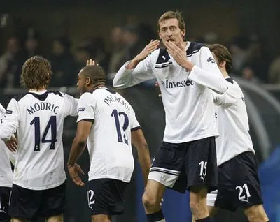 Lượt đi vòng 16 đội Champions League: AC Milan gục ngã trước Tottenham