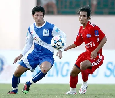 Vòng 3 Eximbank V-League 2011 (ngày 19-2): “Trận đấu 6 điểm” trên sân Hàng Đẫy