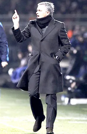 Mourinho bỏ cuộc?