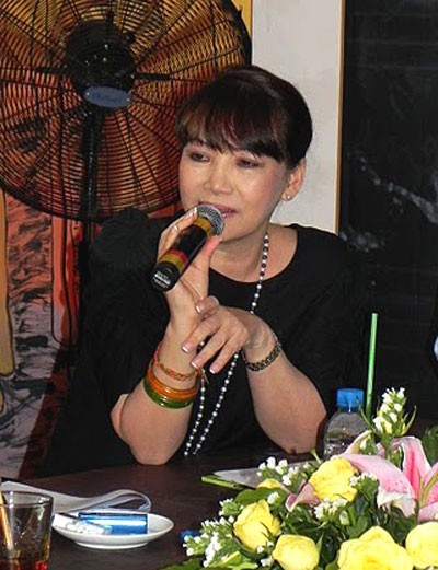 Singer Trinh Vinh Trinh, Trinh Cong Son’s younger sister Singer Trinh Vinh Trinh, Trinh Cong Son’s younger sister