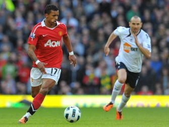 Manchester United's midfielder Nani (L) is chased by Bolton Wanderers' midfielder Martin Petrov (R) during the match between Manchester United and Bolton. AFP Manchester United's midfielder Nani (L) is chased by Bolton Wanderers' midfielder Martin Petrov (R) during the match between Manchester United and Bolton. AFP