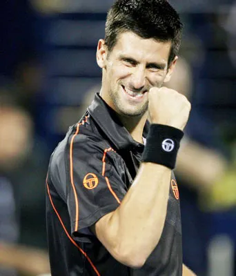 Djokovic trở thành “kình địch” mới của Fed