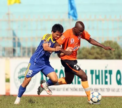 Giải hạng Nhất - Cúp Tôn Hoa Sen 2010: Đầu sớm xuôi
