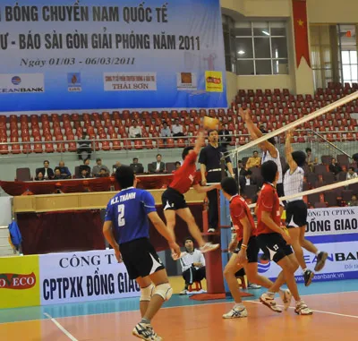 Khai mạc giải bóng chuyền nam quốc tế Cúp Hoa Lư - Báo SGGP ảnh 2 Khai mạc giải bóng chuyền nam quốc tế Cúp Hoa Lư - Báo SGGP ảnh 2