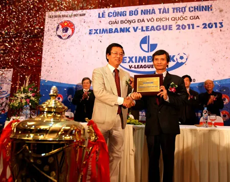 Ông Viễn ra oai