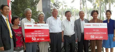Nối dài cánh tay nhân ái