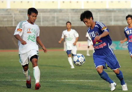 Vòng 8 giải hạng Nhất - Cúp Tôn Hoa Sen 2011 (ngày 26 và 27-3): Phân nhóm?